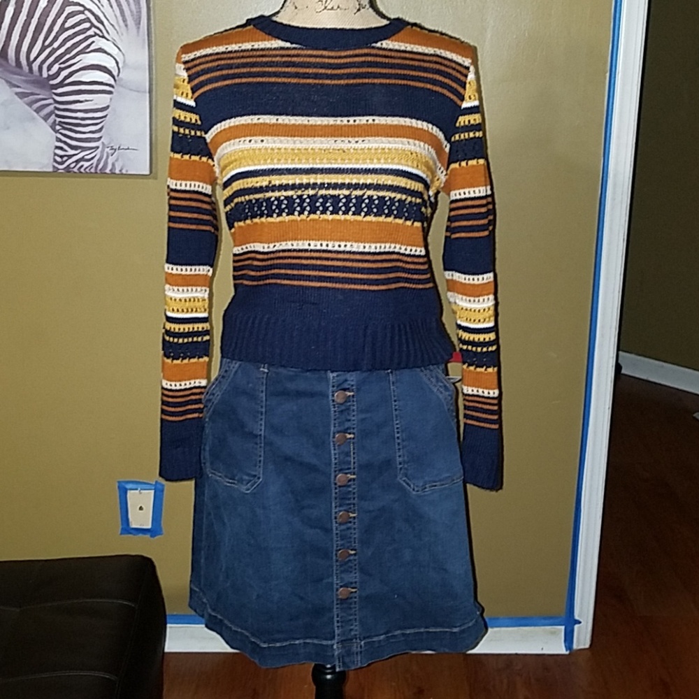 Denim button front skirt..NWT